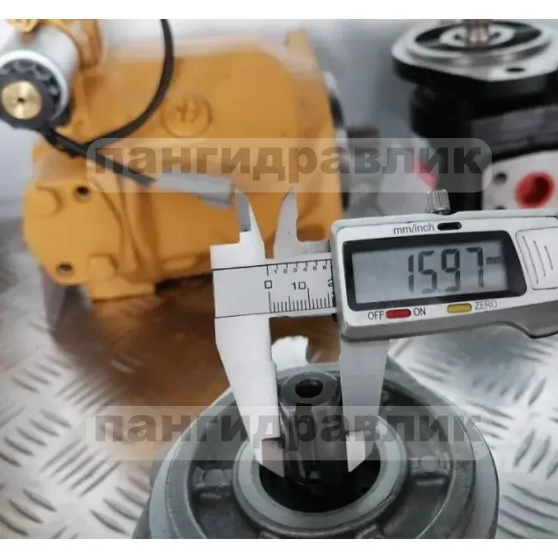 Гидравлический мотор 83104240 Danfoss SNM2NL/011BN06GALDF4F4NNNN/NNNNN